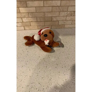 Vintage Coca Cola seal with christmas hat while holding coke Beanie plush‎ - B19